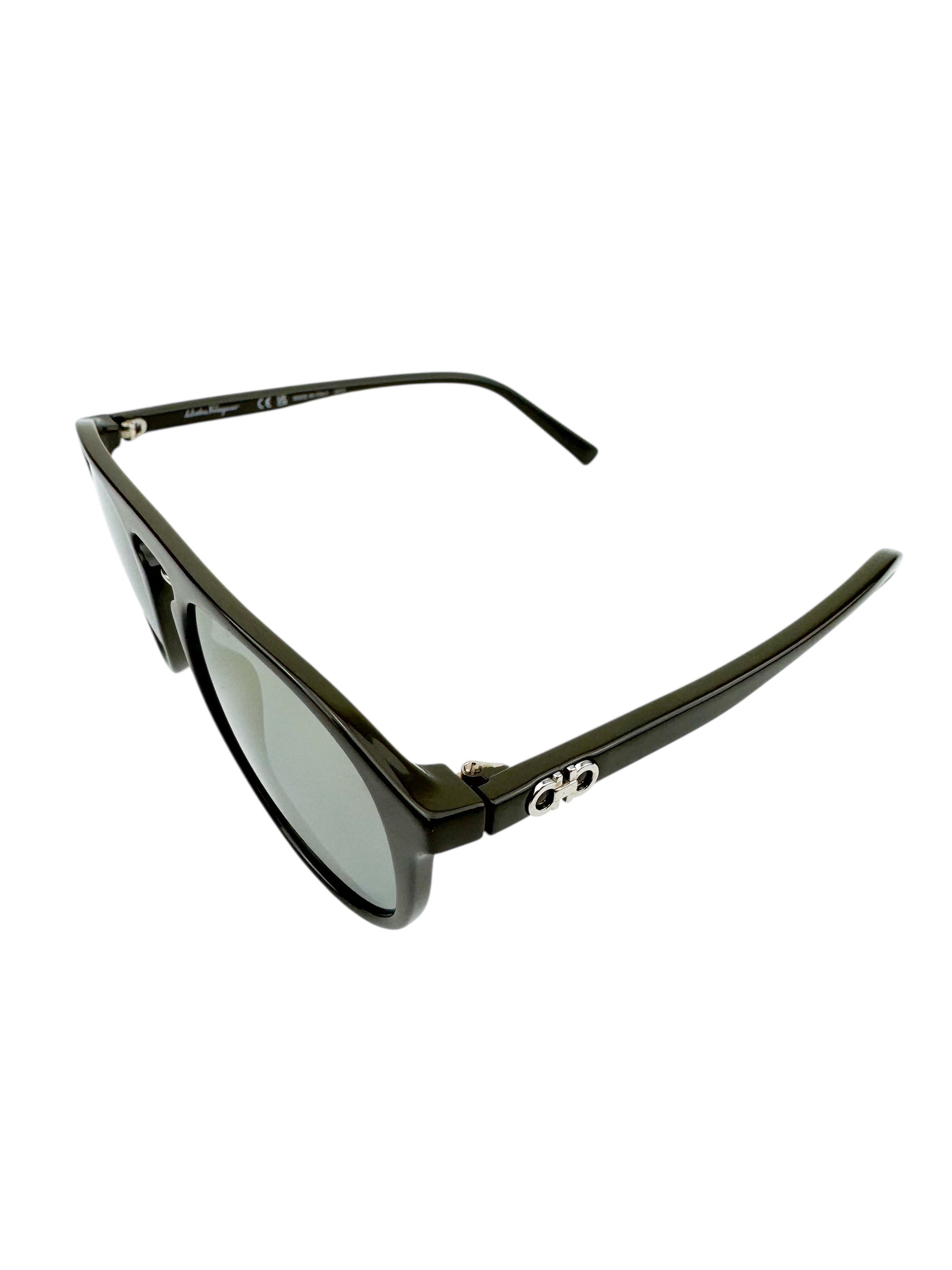 Ferragamo Gray Oval Frame Sunglasses